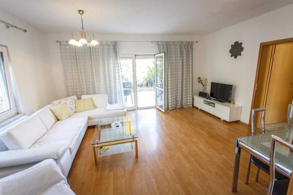 Villa Oleander Marina Pokoj fotografie