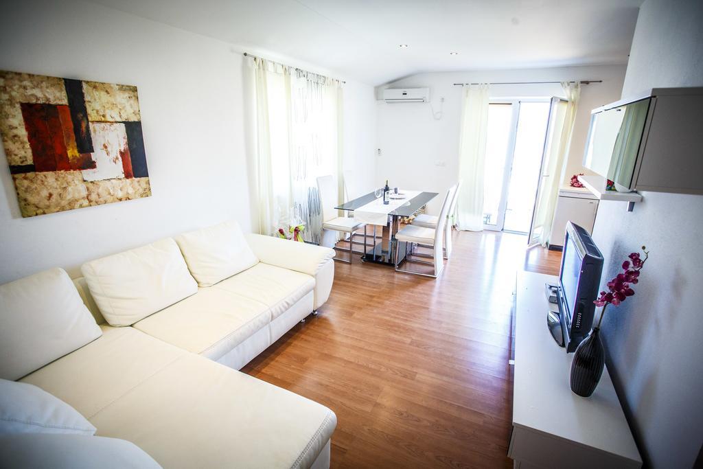 Villa Oleander Marina Pokoj fotografie
